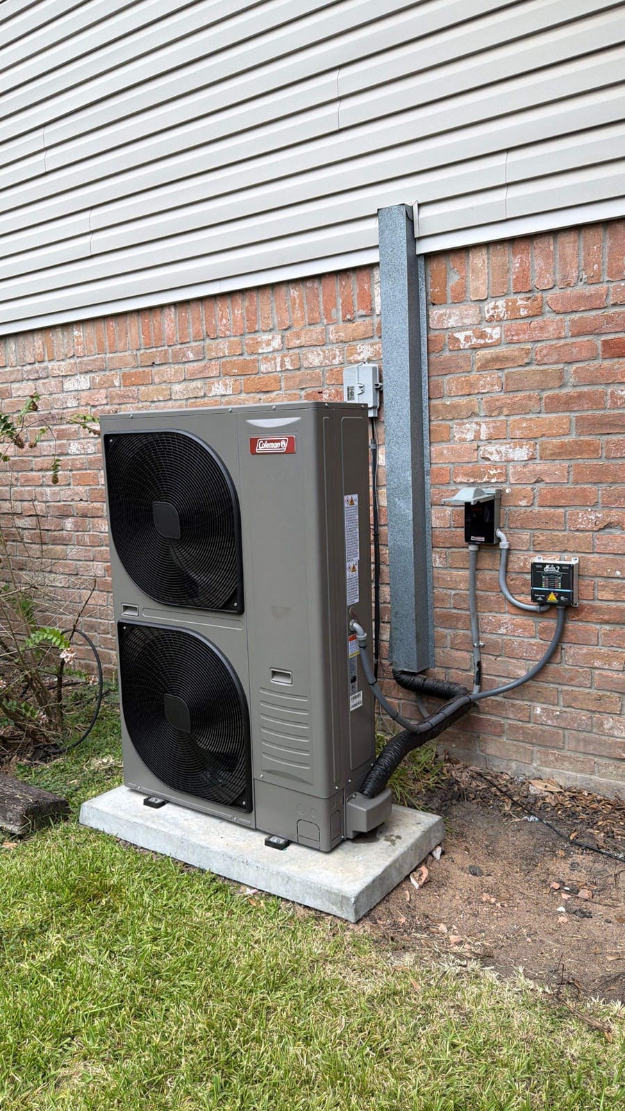 Completed heat pump installation on a new pad by ColdSolutions